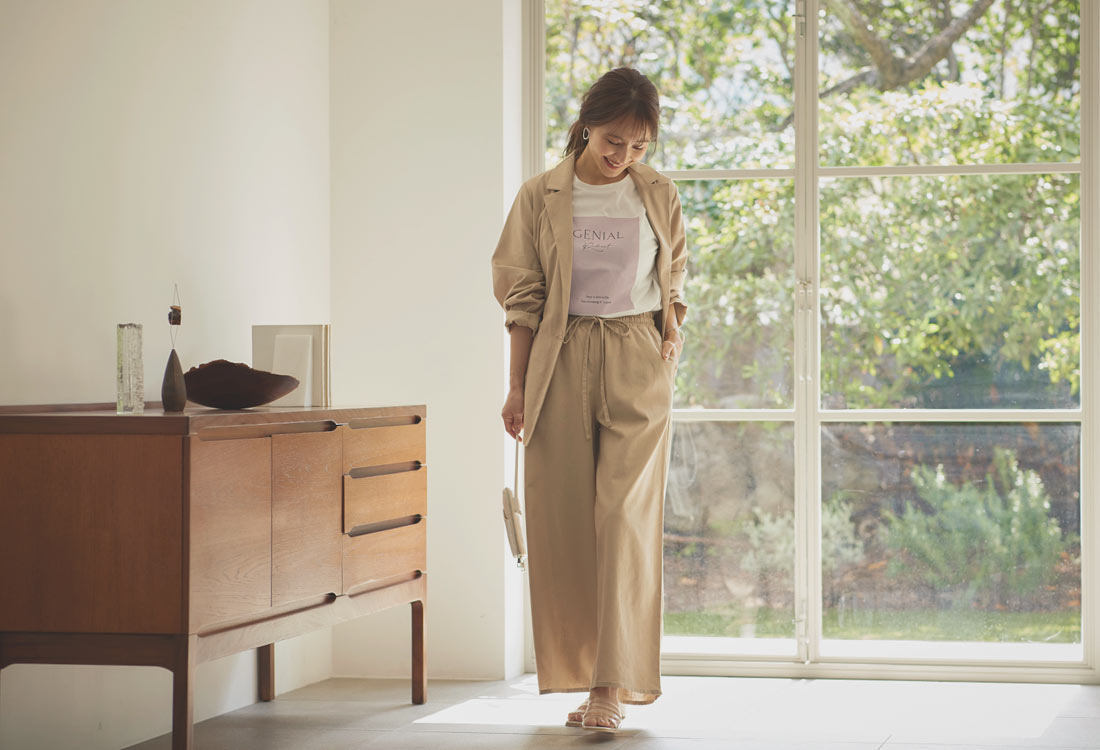 石川理咲子さんが着る春コーデ