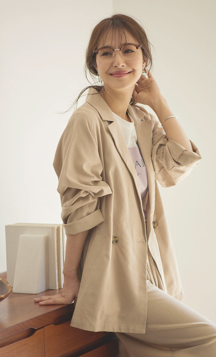 石川理咲子さんが着る春コーデ