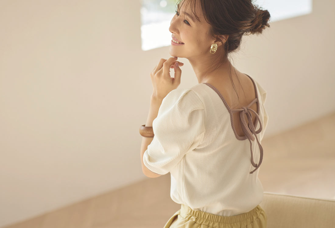 石川理咲子さんが着る春コーデ